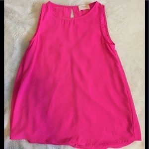 Sleeveless Blouse 🌸Free with $20 Purchase🌸